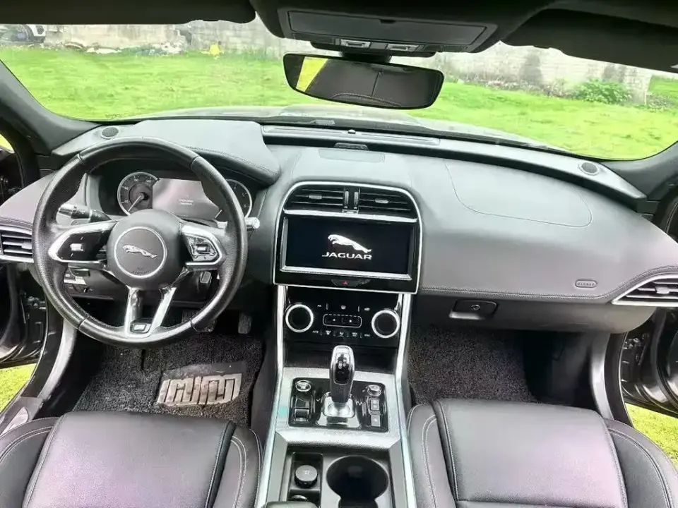 Jaguar XEL