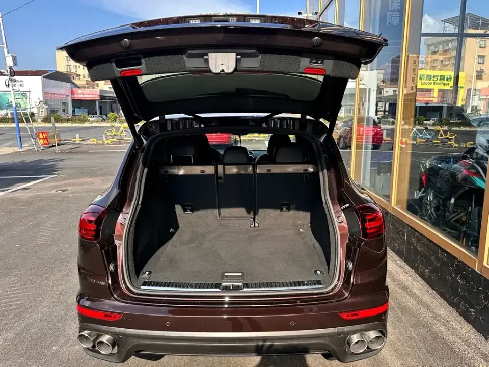 Porsche Cayenne Hybrid