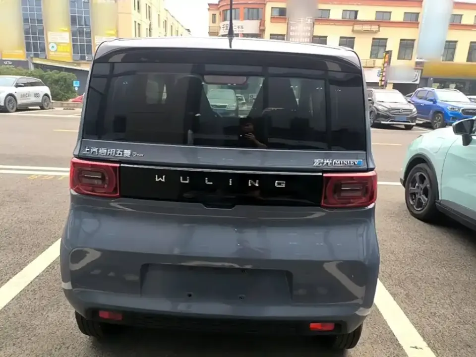 Wuling MINIEV