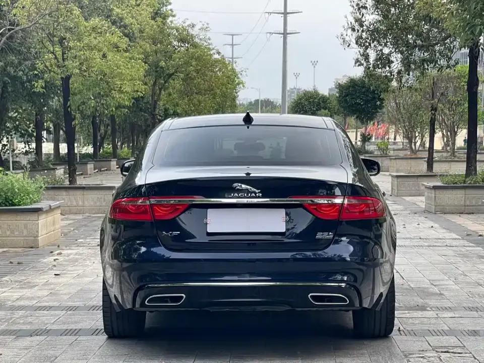Jaguar XFL