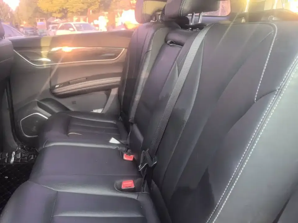BYD MAX