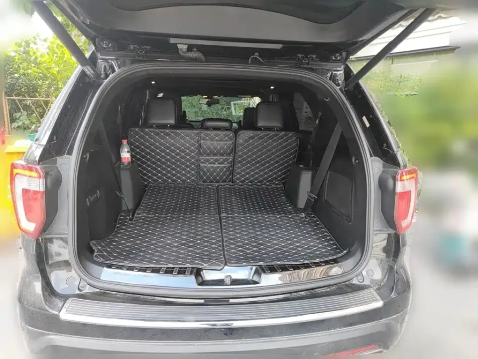 Ford Explorer (Import)