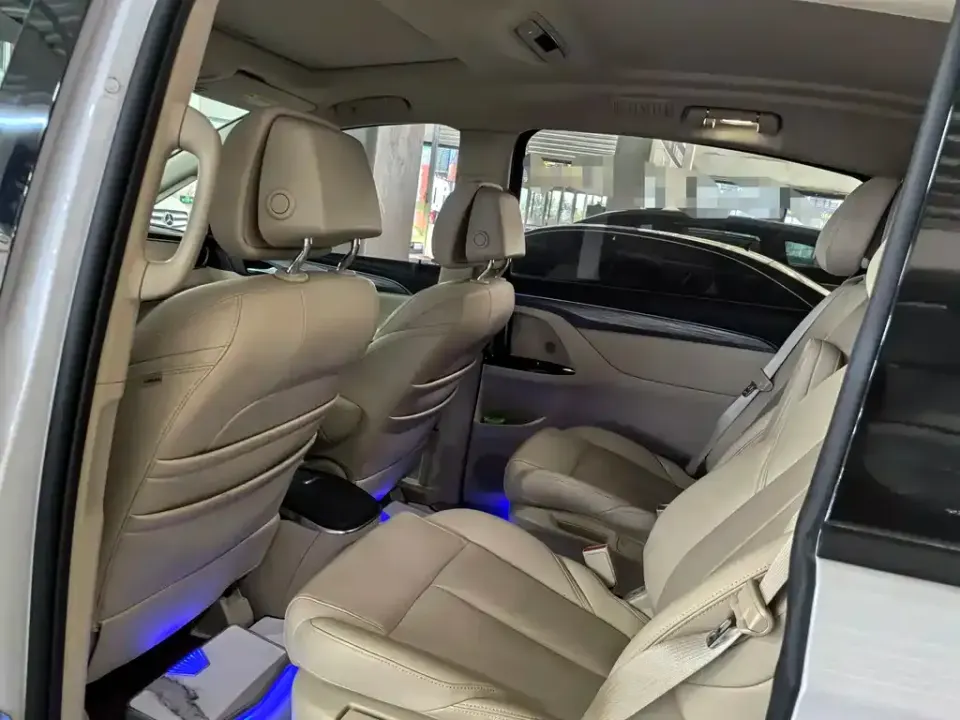 Buick GL8 Hybrid