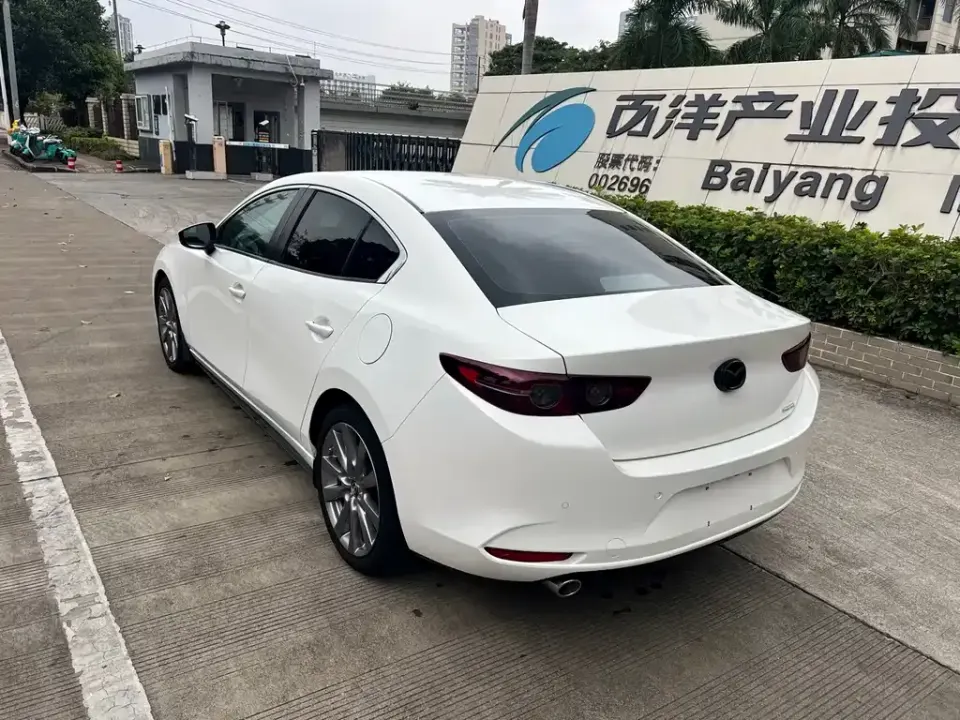 Mazda 3 Axela