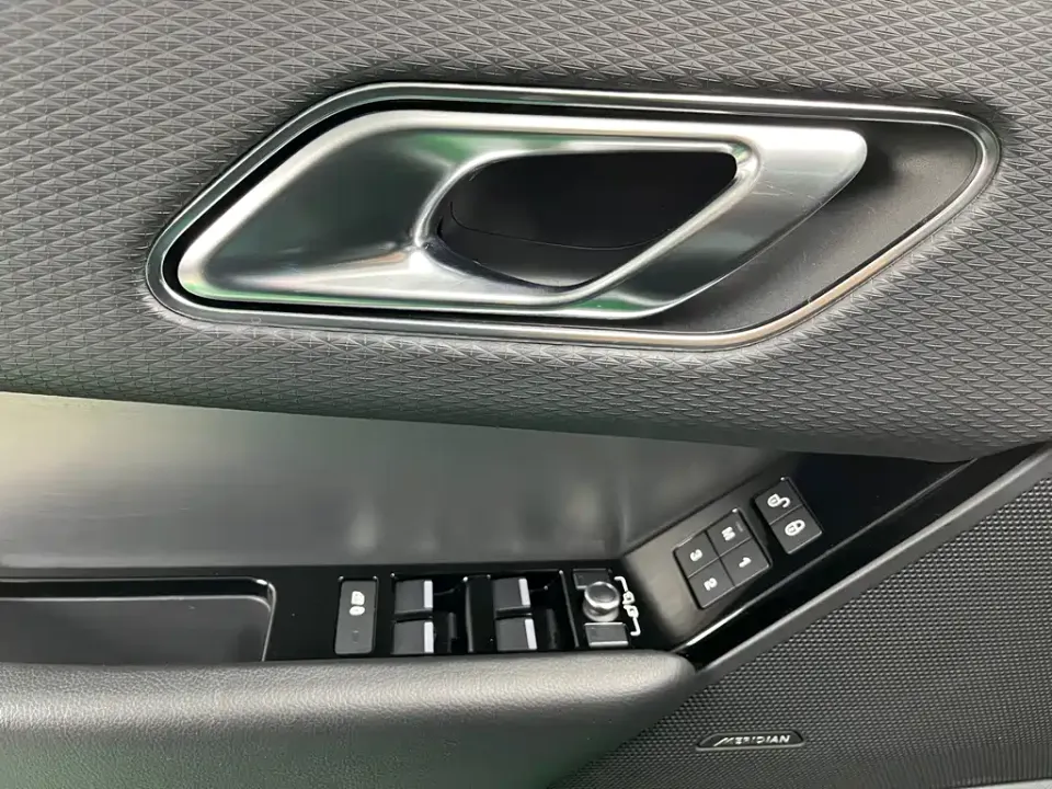 Land Rover Velar