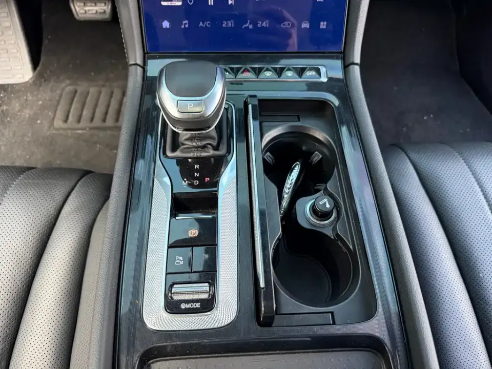 Hongqi Hongqi H5