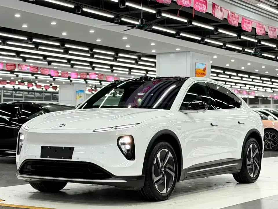 Nio EC6