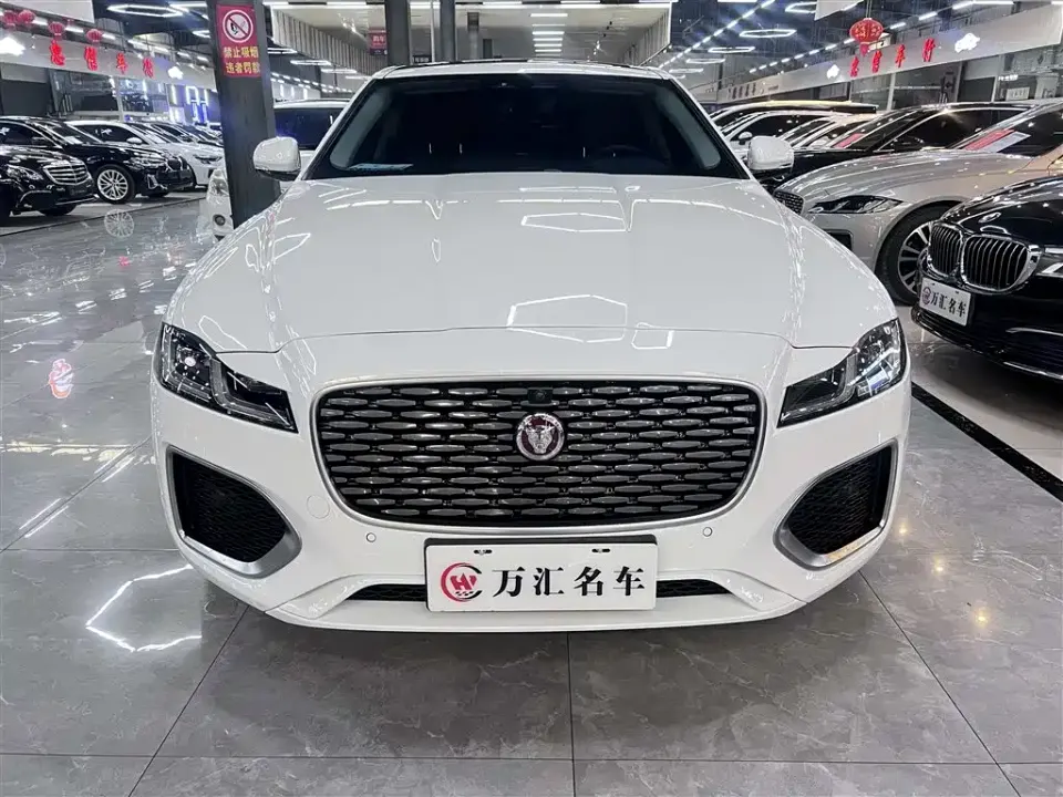 Jaguar XFL