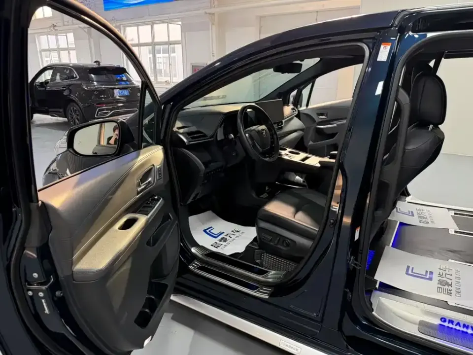 Toyota Granvia