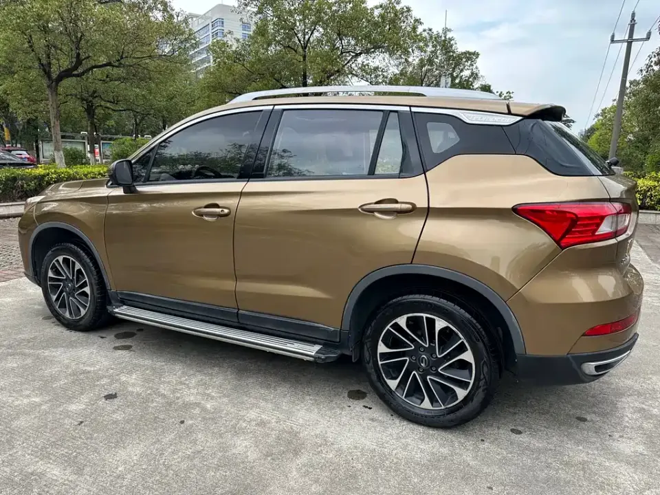 GAC Trumpchi GS4