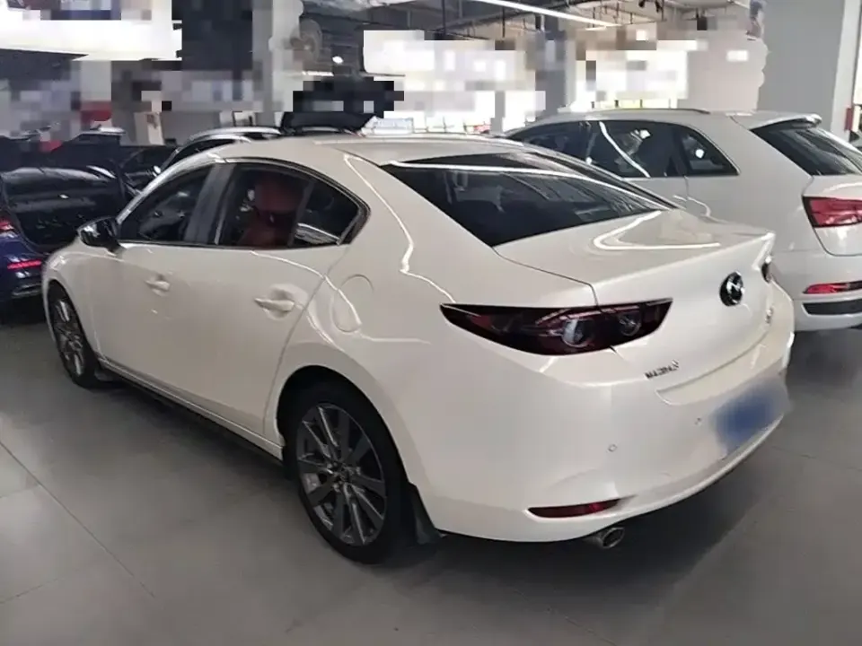Mazda 3 Axela