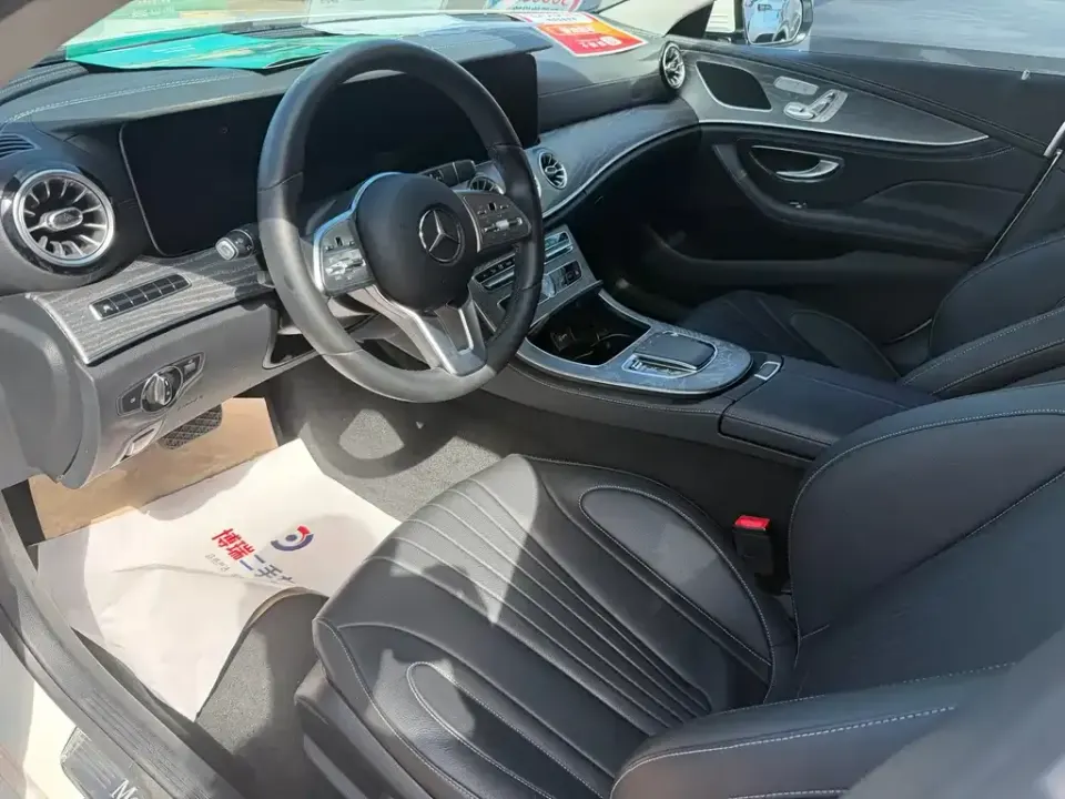Mercedes-Benz CLS