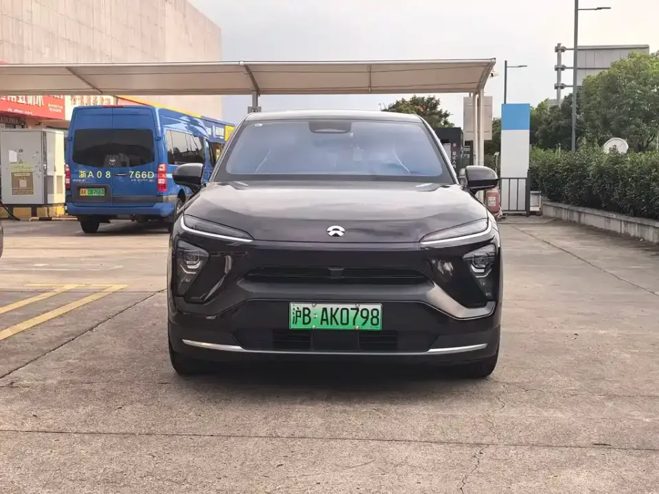 Nio EC6