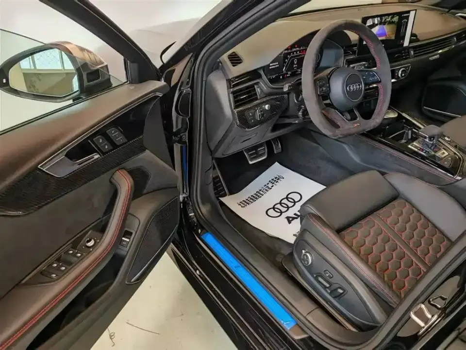 Audi RS 4