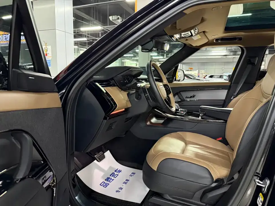 Land Rover Sport