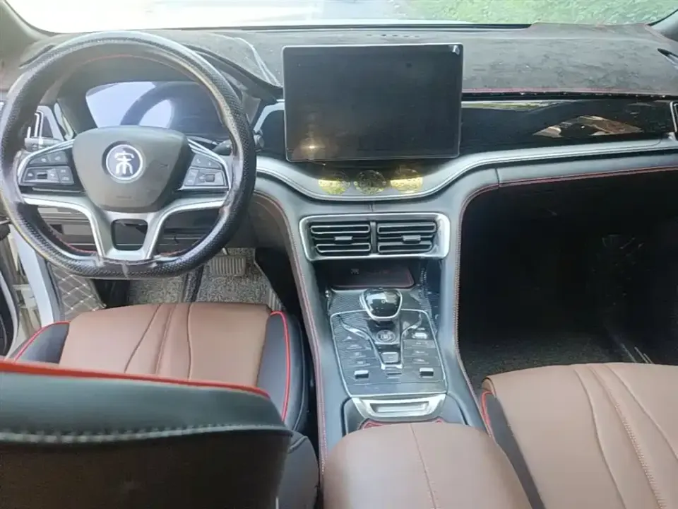 BYD PLUS