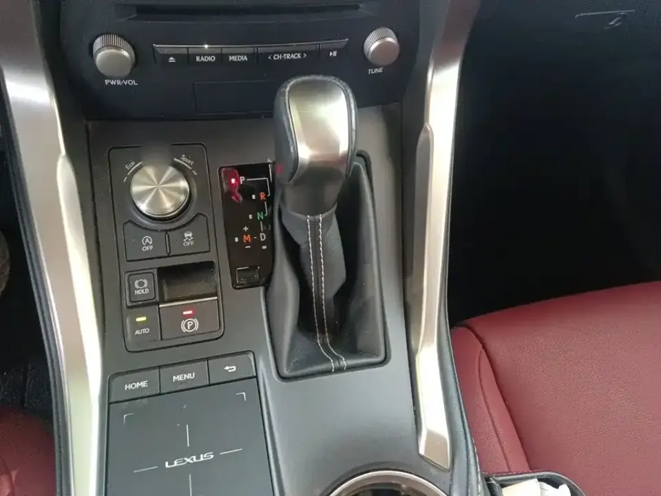 Lexus NX