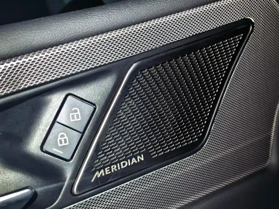 Jaguar XEL