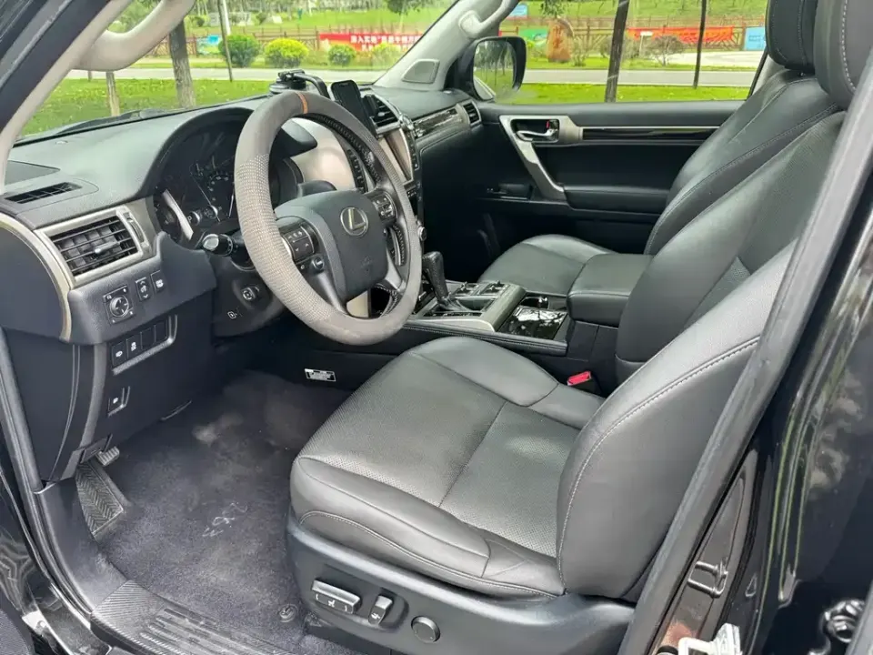 Lexus GX