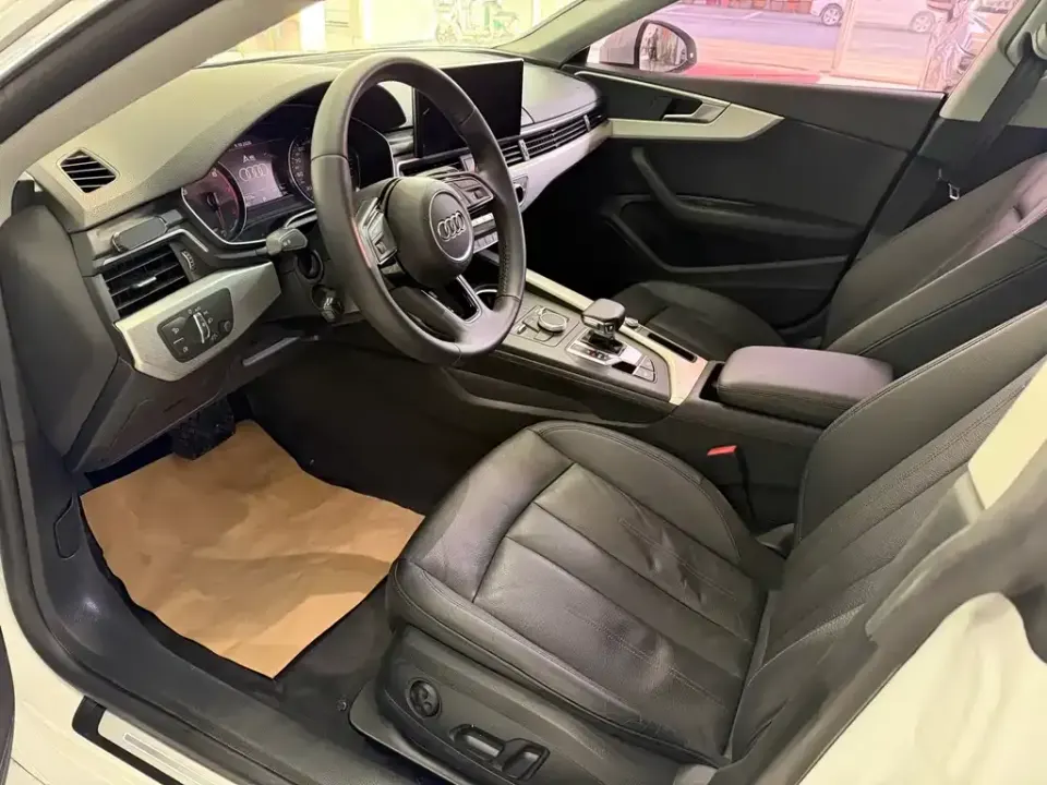 Audi A5 (Import)