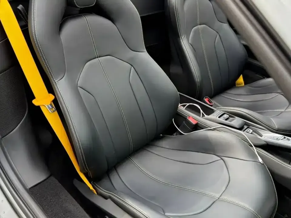 Ferrari F8