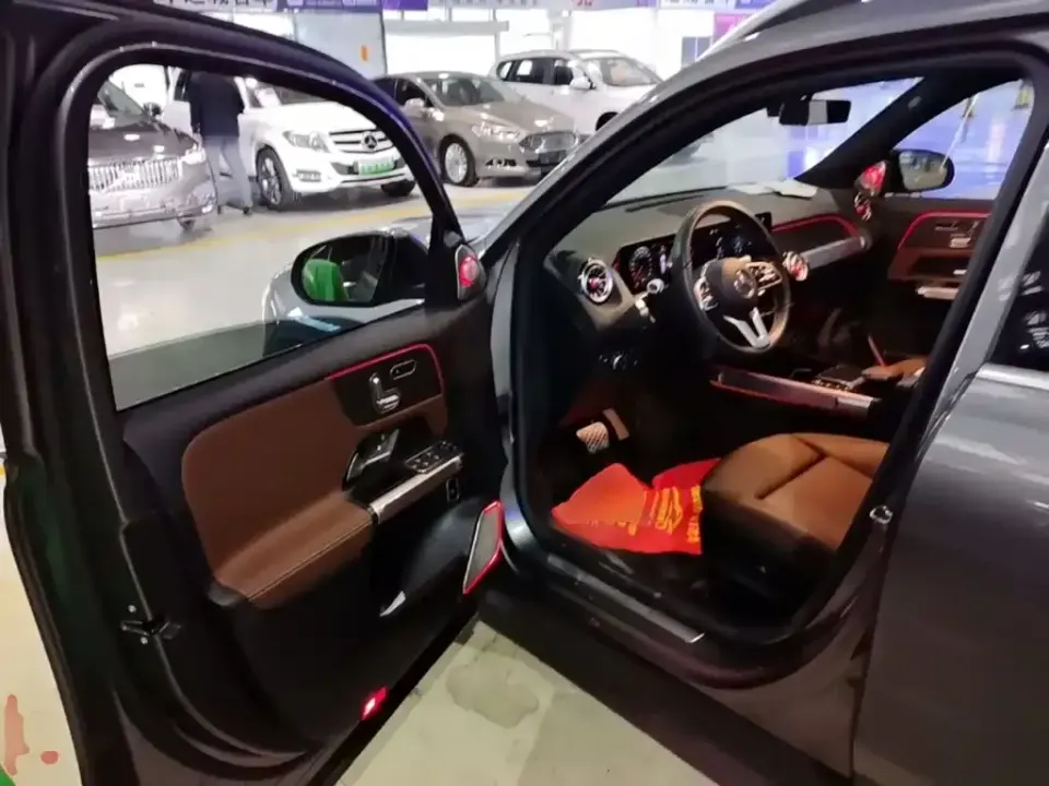 Mercedes-Benz GLB