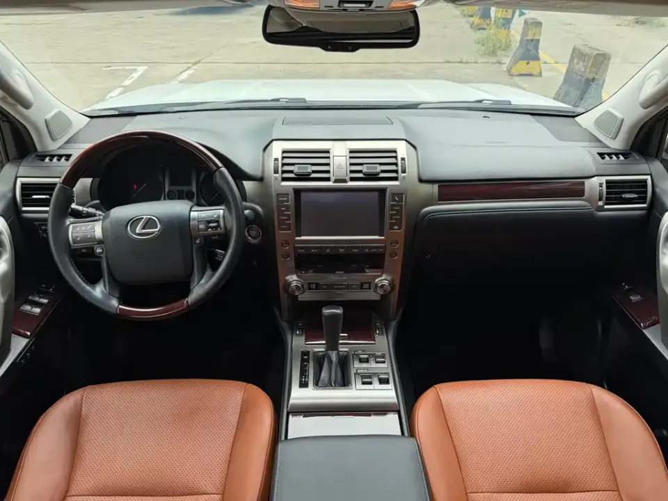 Lexus GX