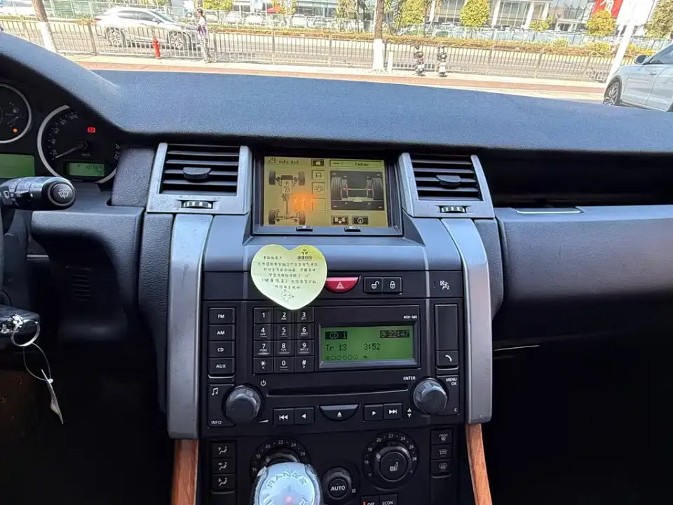 Land Rover Sport