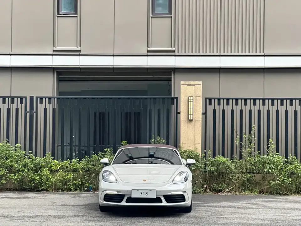 Porsche 718