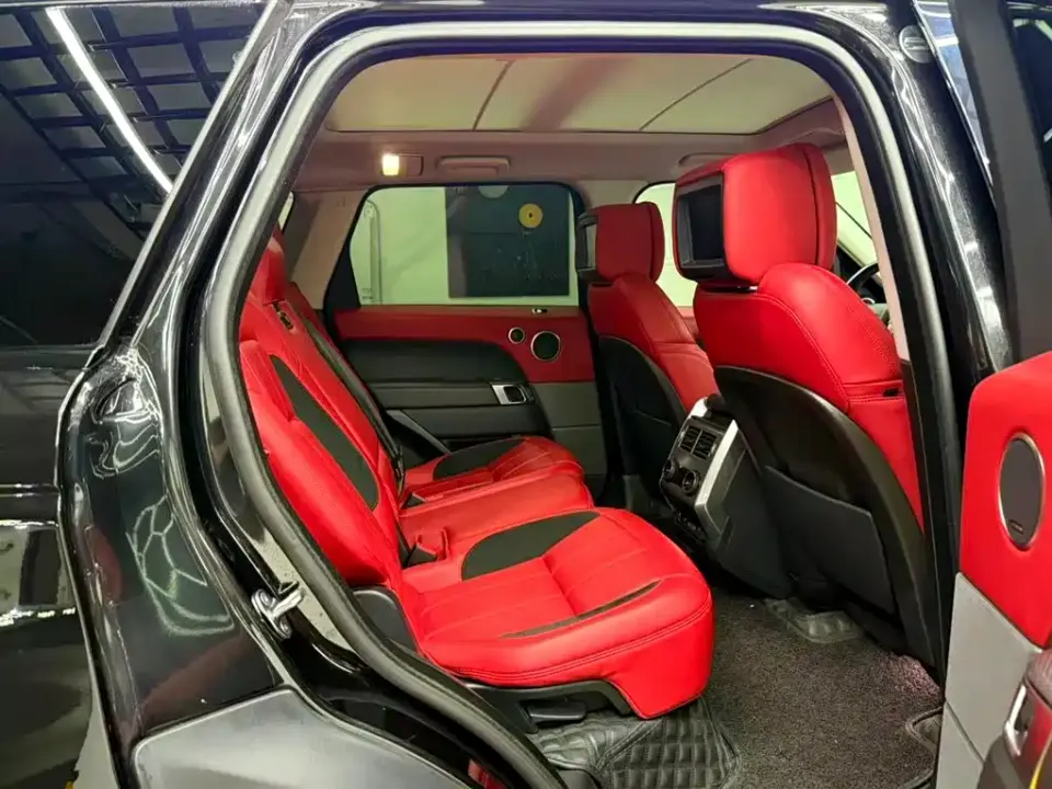Land Rover Sport