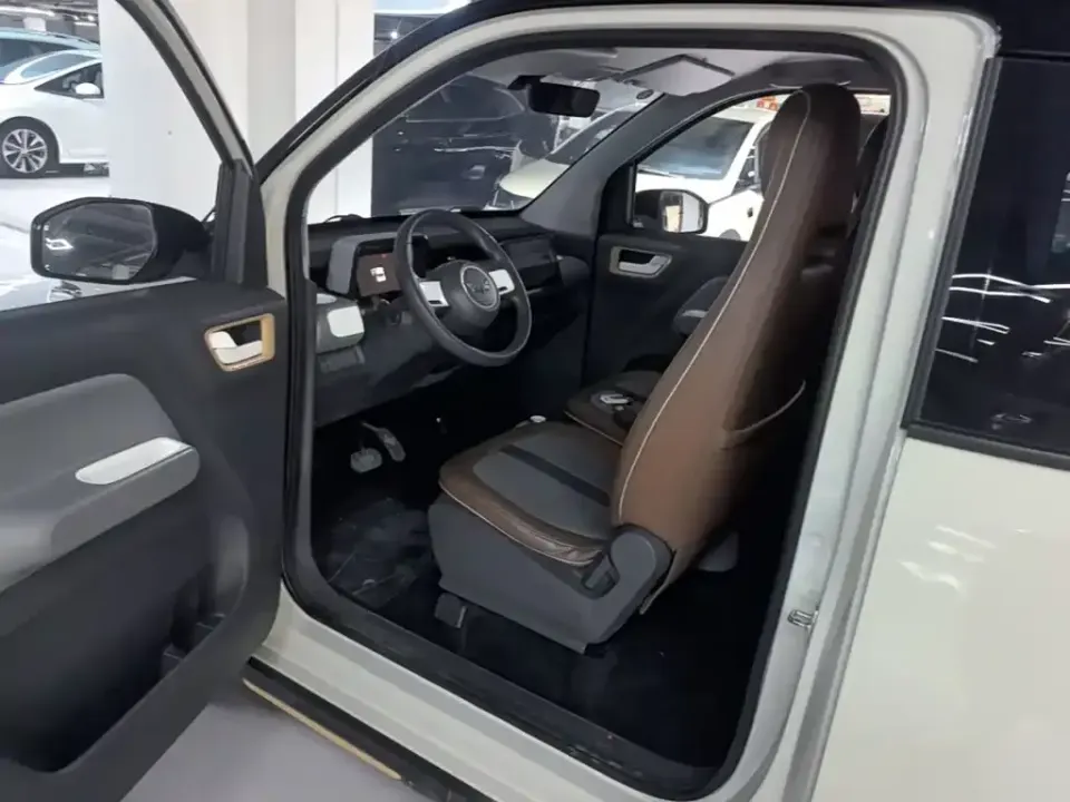 Wuling MINIEV