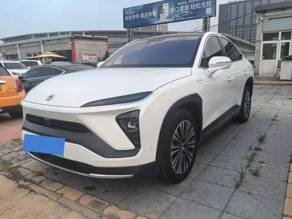 Nio EC6