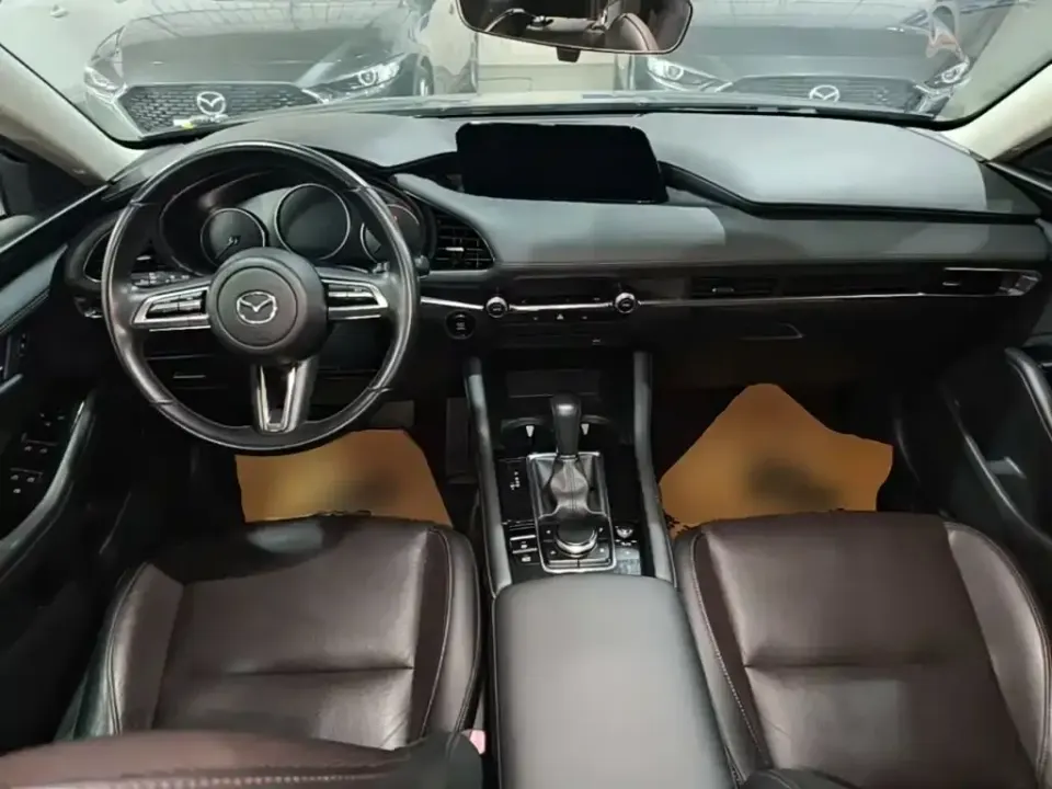 Mazda 3 Axela