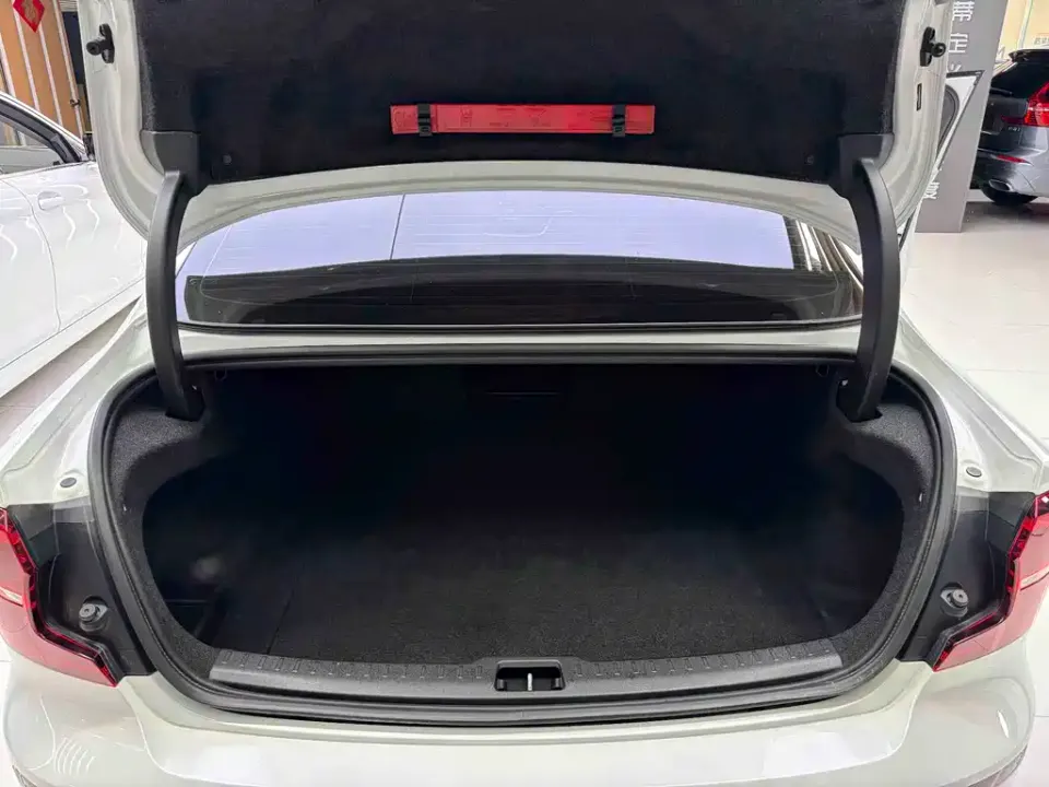Volvo S60 PHEV