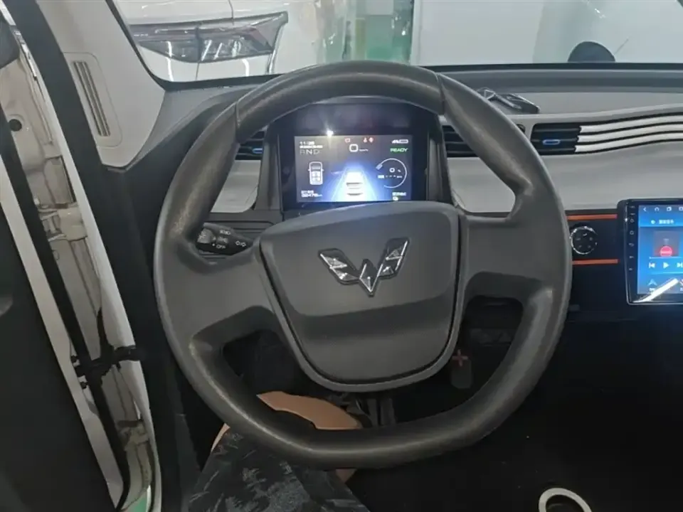 Wuling MINIEV