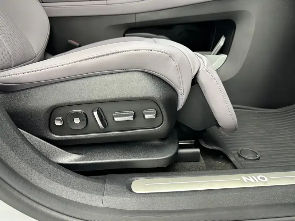 Nio EC6