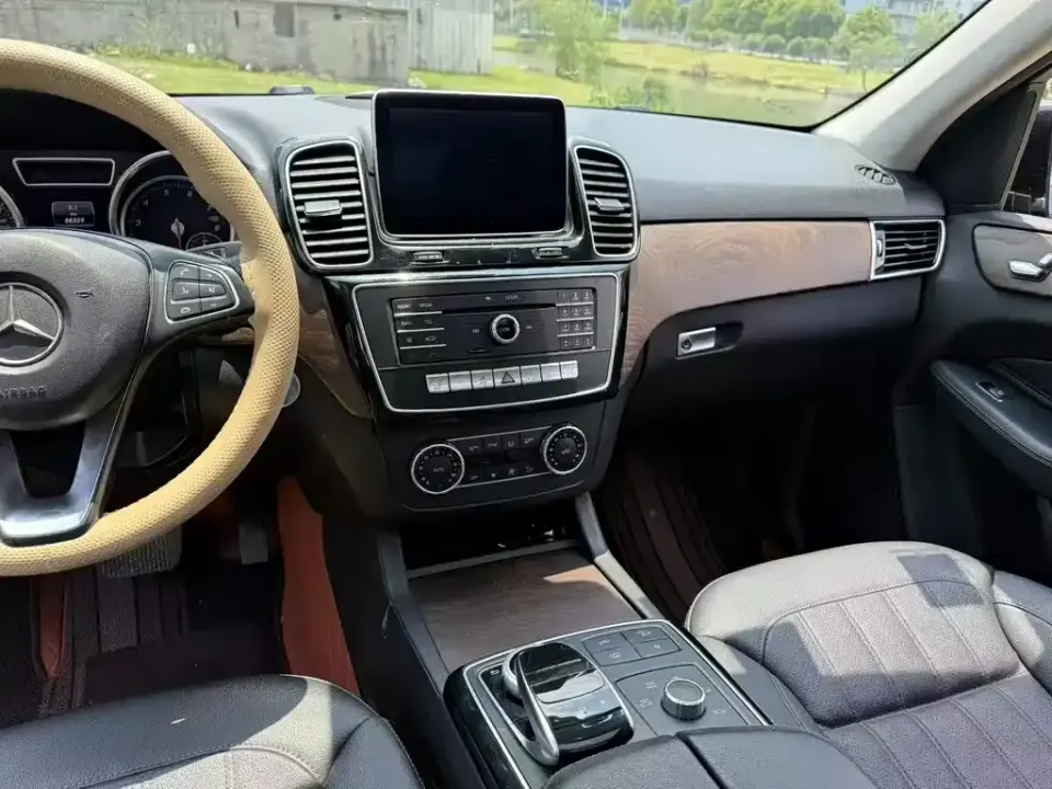 Mercedes-Benz GLE (Import)