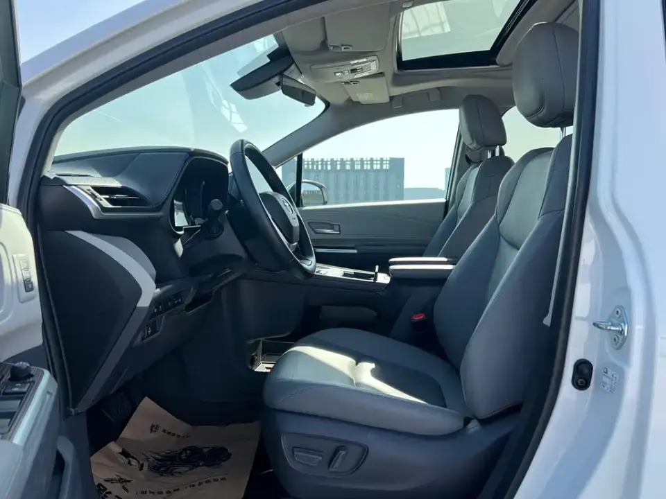 Toyota Granvia