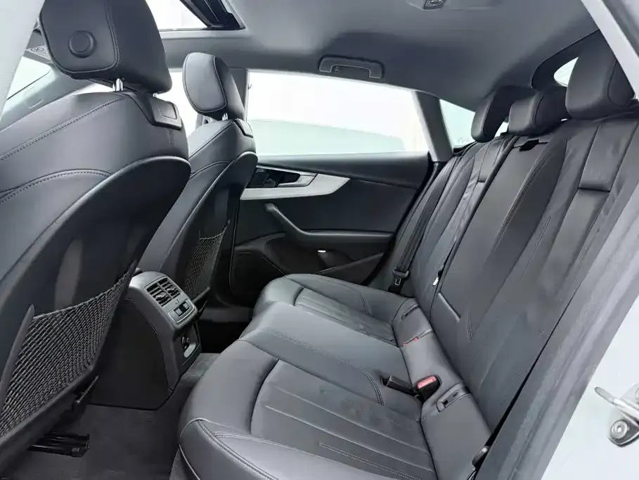 Audi A5 (Import)