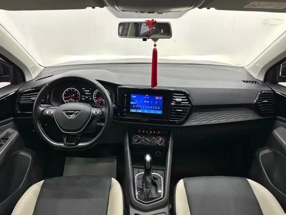 Jetta VS7