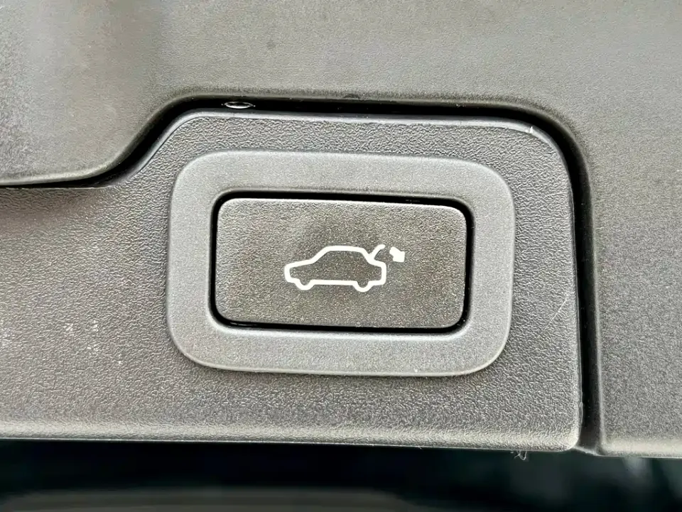 Land Rover Evoque (Import)