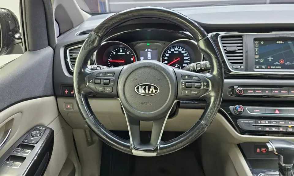 Kia Canival