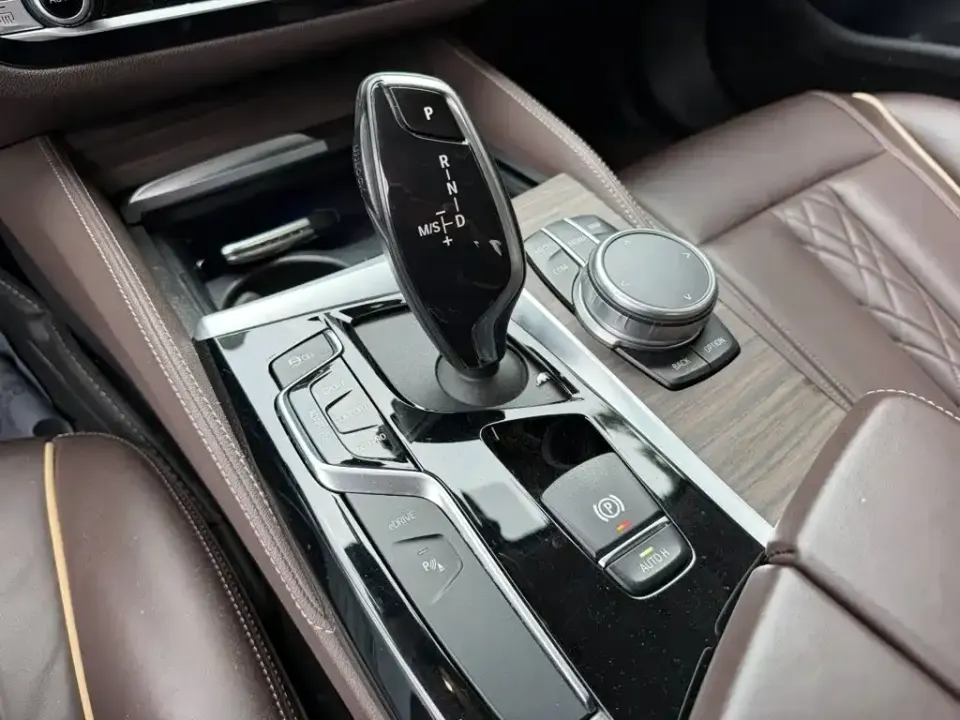 BMW 5 Series New Energy