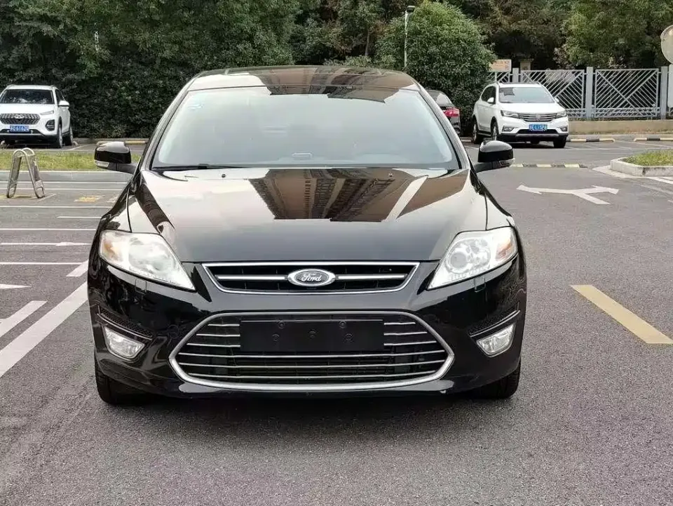 Ford Mondeo Zhisheng