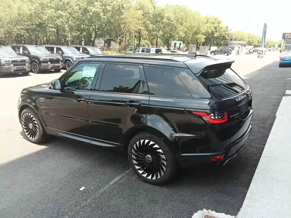 Land Rover Sport