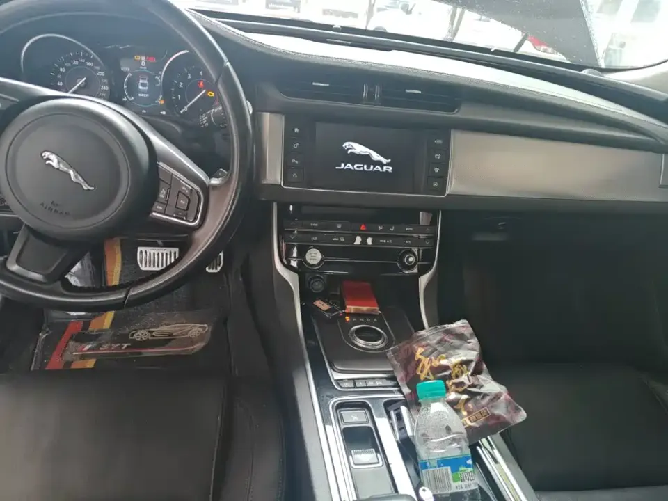 Jaguar XFL