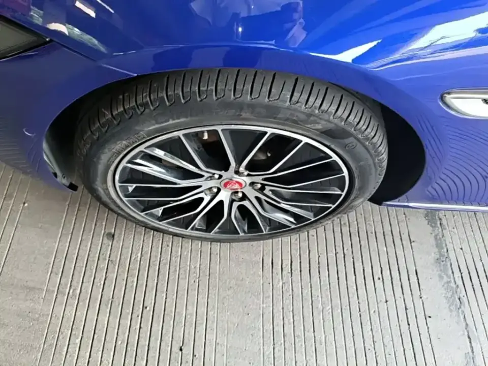 Jaguar XEL