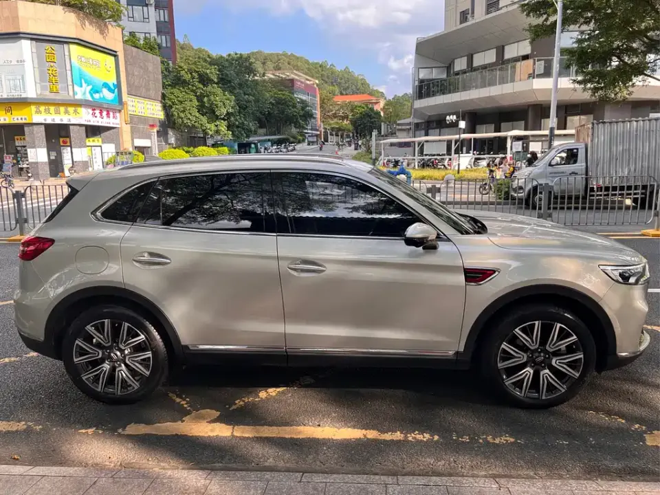 Hongqi Hongqi HS5