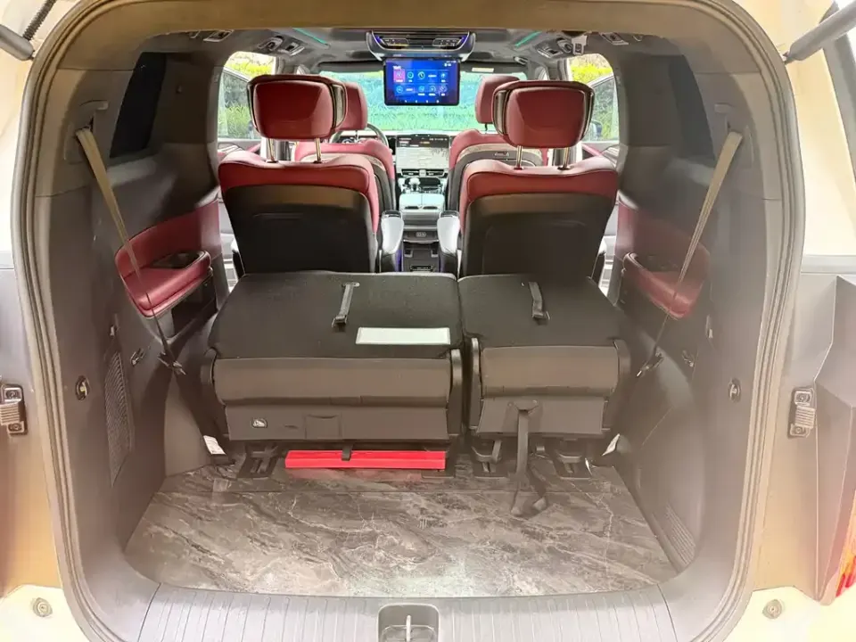 GAC Trumpchi M8
