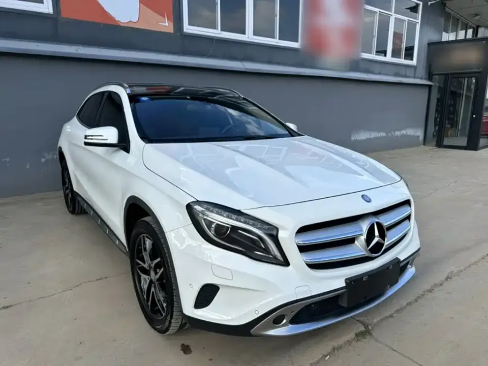 Mercedes-Benz GLA